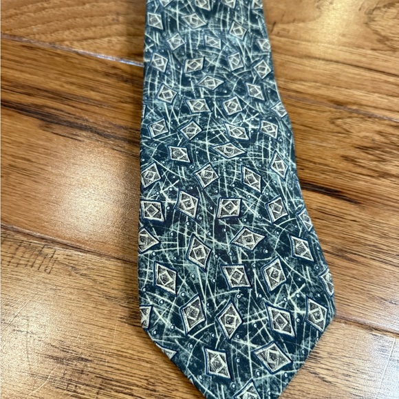 Barrington and Ruffini Patterned Ties Set - Picture 5 of 10